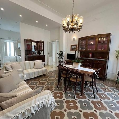 Lux Domus Apartment Bari Esterno foto