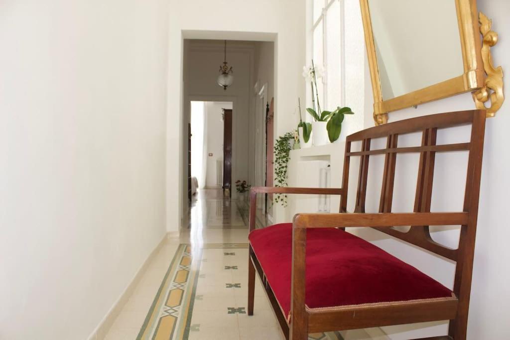 Lux Domus Apartment Bari Esterno foto