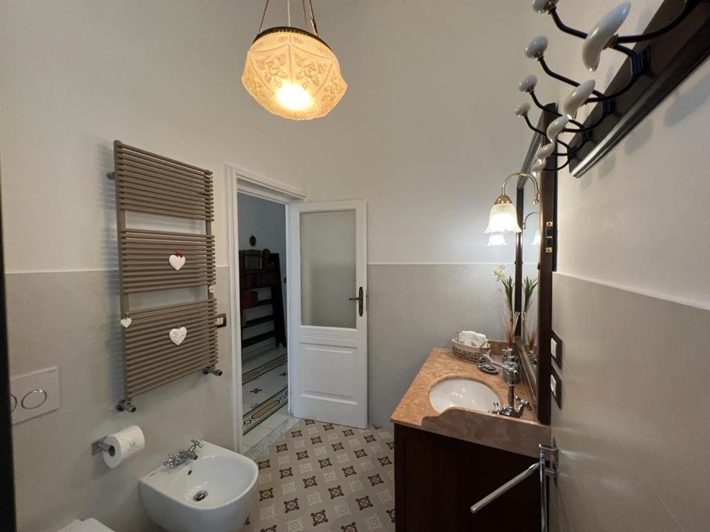 Lux Domus Apartment Bari Esterno foto