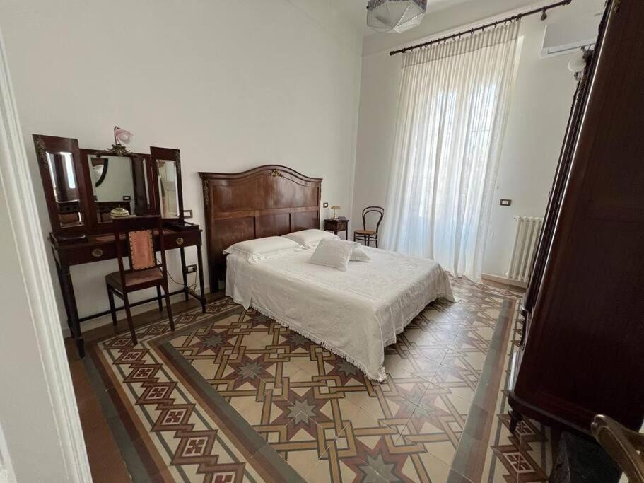 Lux Domus Apartment Bari Esterno foto