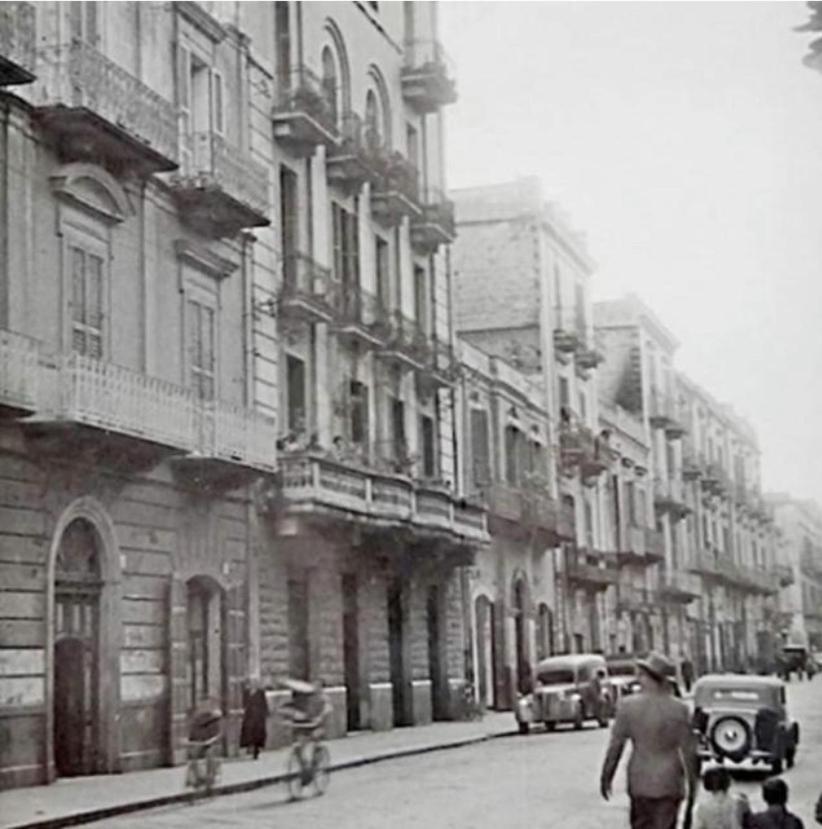 Lux Domus Apartment Bari Esterno foto