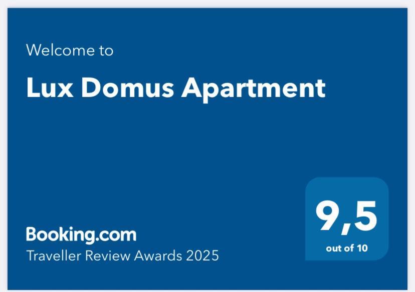 Lux Domus Apartment Bari Esterno foto